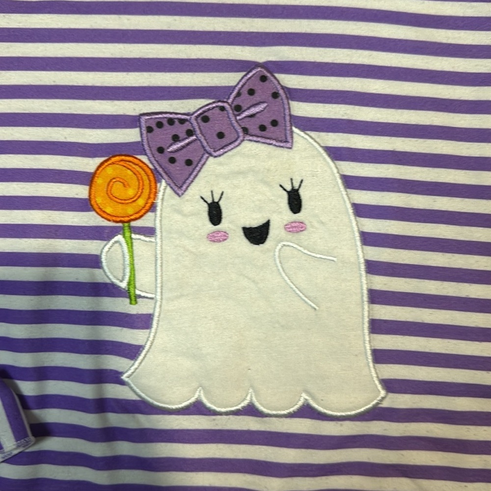 Ghost Applique Ruffle Dress - Picture 2 of 5